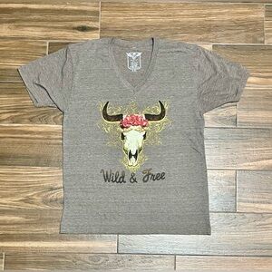 Atx Mafia Gray Tee with Skull and Floral Design‎